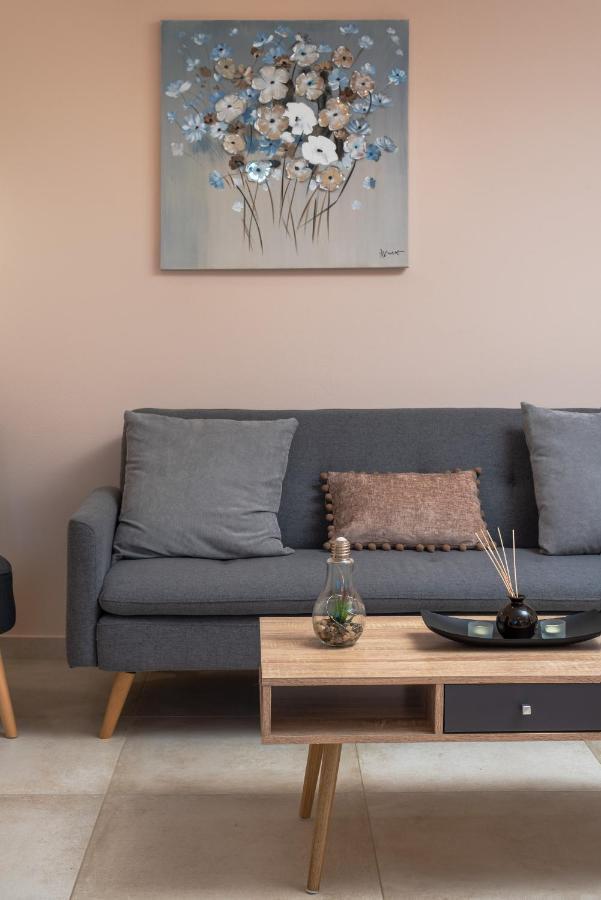 Capostango Apartments - Stunning Views Of Libyan Sea Ano Rodhakinon エクステリア 写真
