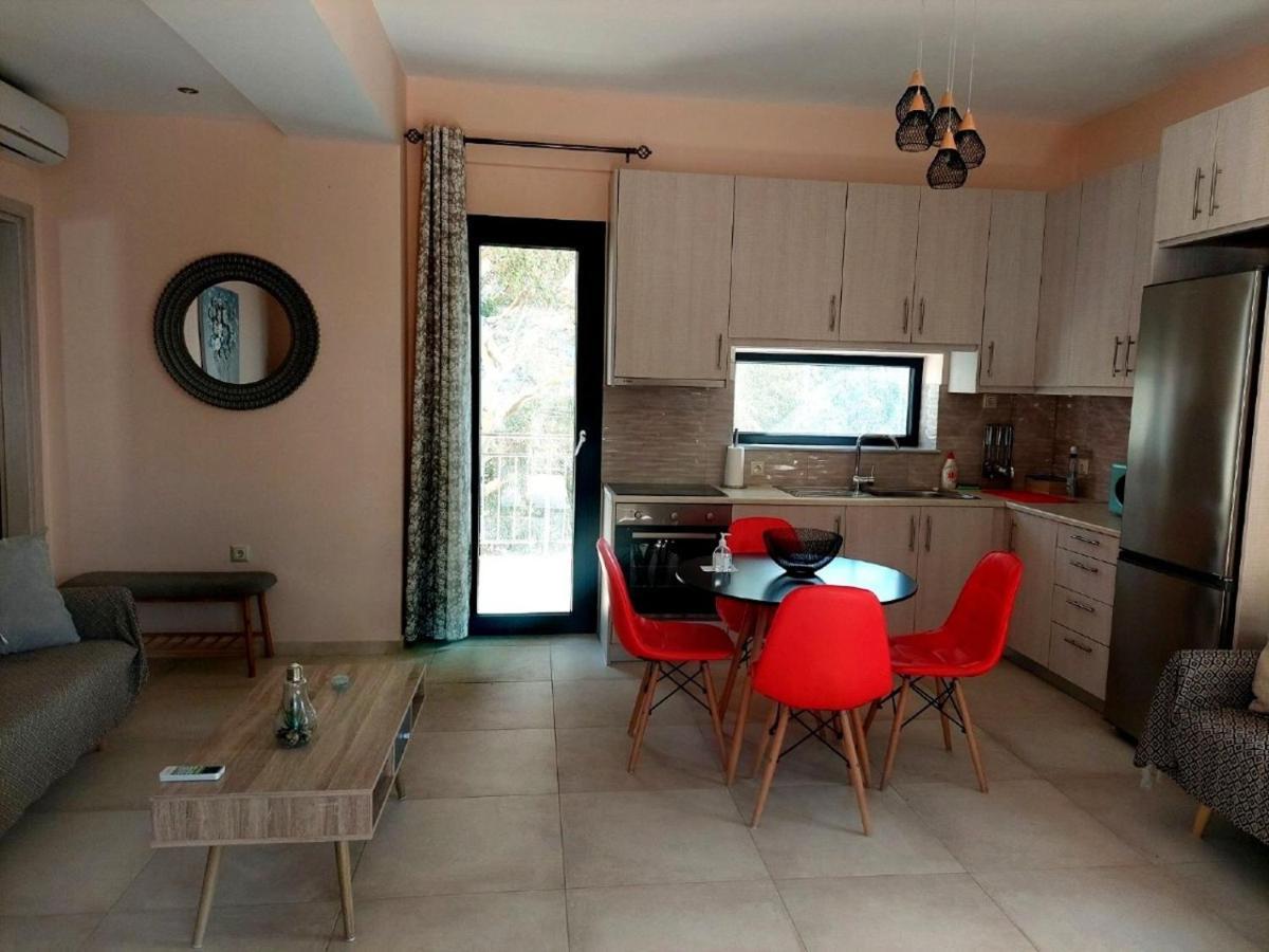 Capostango Apartments - Stunning Views Of Libyan Sea Ano Rodhakinon エクステリア 写真