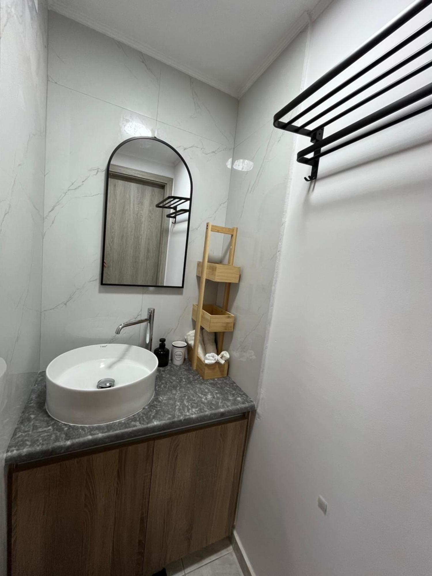 Capostango Apartments - Stunning Views Of Libyan Sea Ano Rodhakinon エクステリア 写真